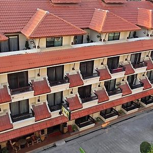 Nirvana Boutique Suites